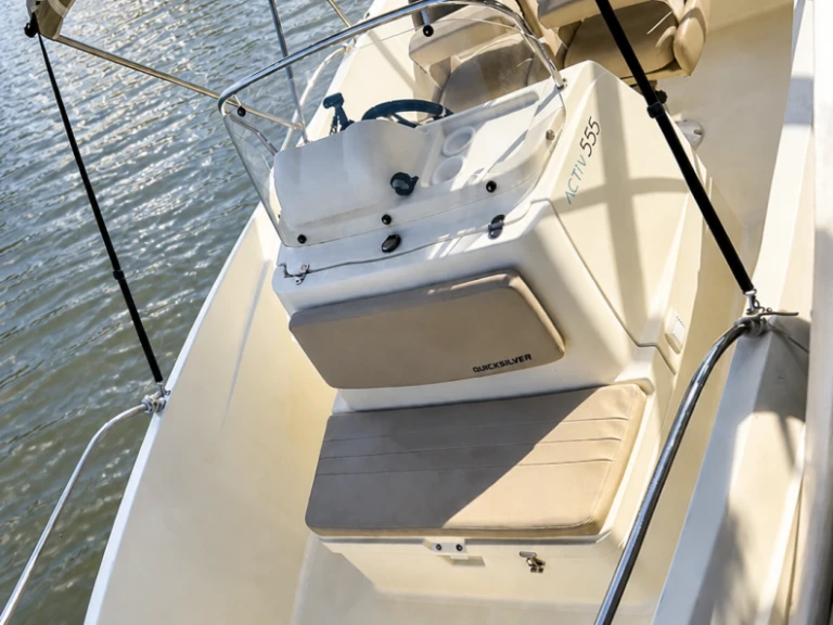 Motorboot mieten in Port-Camargue - Quicksilver Activ 555 Open