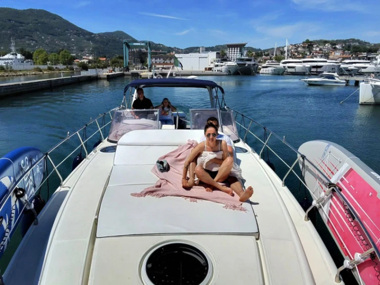 YachtCharter in Porto Mirabello - Innovazione e Progetti Mira 44 auf SamBoat