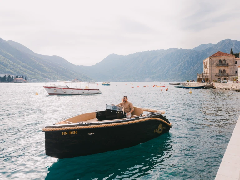 YachtCharter in Perast - Poseidon Black Pearl  auf SamBoat