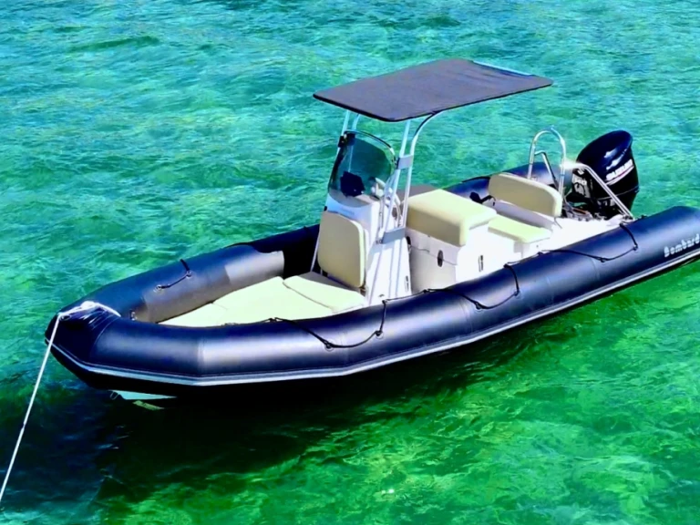 Motorboot mit oder ohne Skipper Bombard mieten in Aix-les-Bains