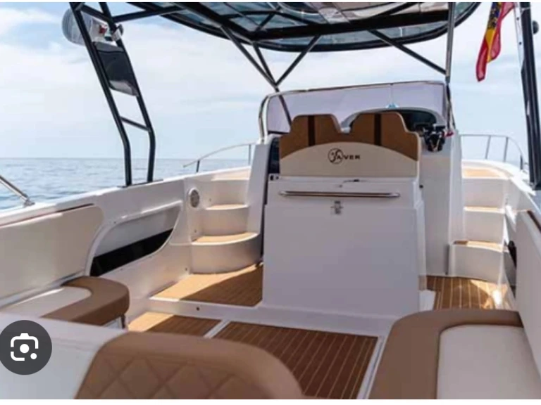 Motorboot mit oder ohne Skipper Saver mieten in Taormina
