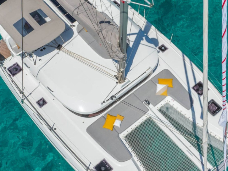 YachtCharter in Olbia - Lagoon Lagoon 38 auf SamBoat