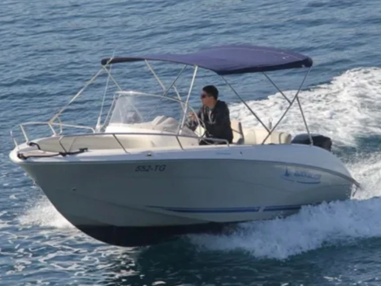 Vermietung Motorboot Quicksilver mit Führerschein