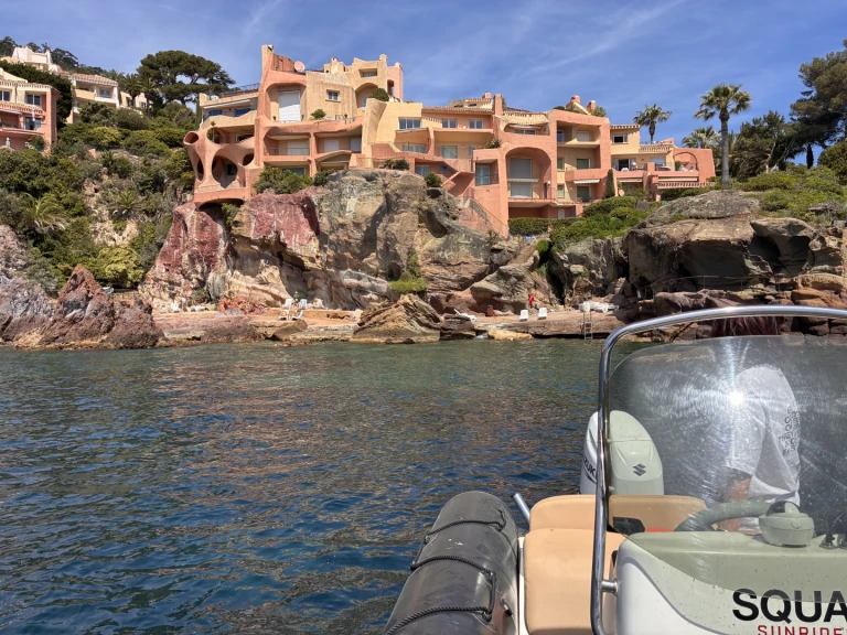 Boot mieten La Napoule günstig Sunrider 650