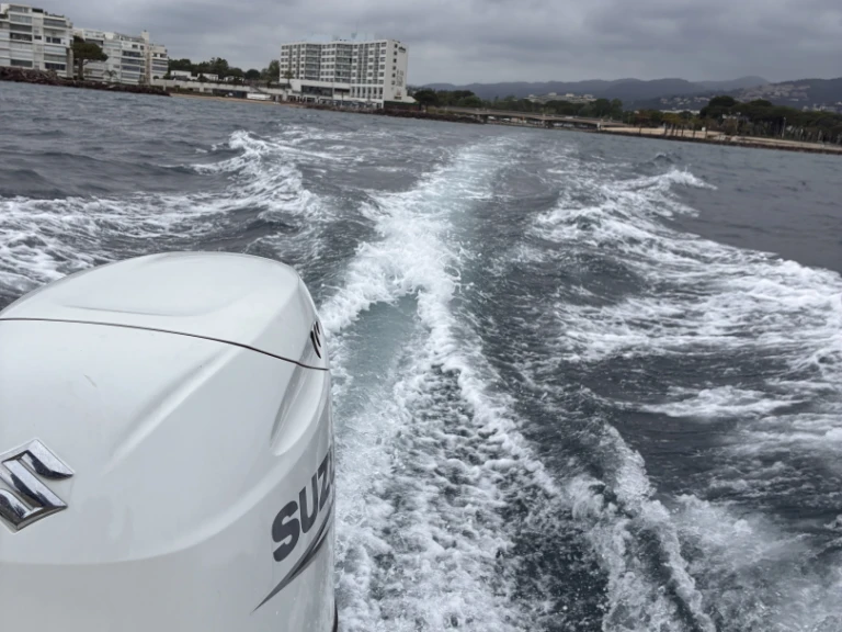 Schlauchboot mieten in La Napoule - Bombard Sunrider 650