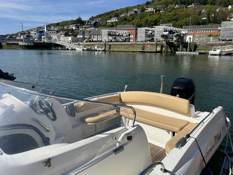Motorboot mieten in Fécamp zum besten Preis