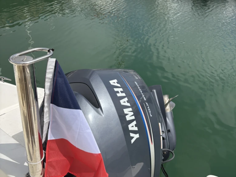 Vermietung Motorboot Jeanneau mit Führerschein