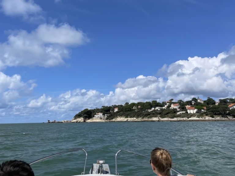 Motorboot mieten in Royan zum besten Preis