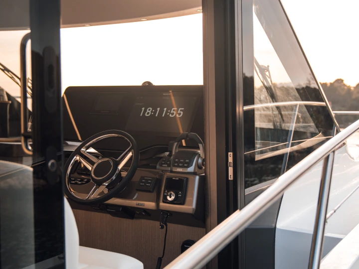 Motorboot mieten in Seget Donji zum besten Preis