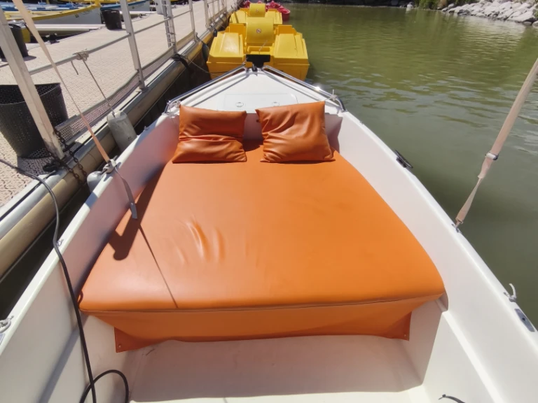 YachtCharter in Istres - Naval plastica Livia 450 auf SamBoat