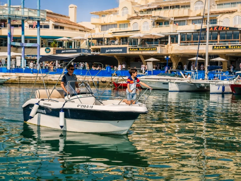 Boot mieten Benalmádena günstig karel 450 cc