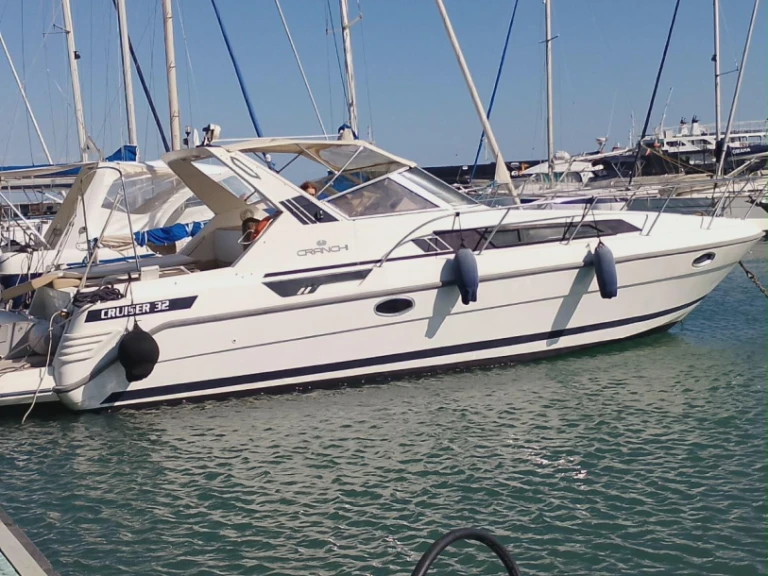 Motorboot mieten in Formia zum besten Preis
