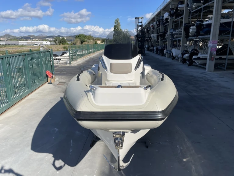 Bootsverleih Lomac 7.0 TURISMO Hyères Samboat