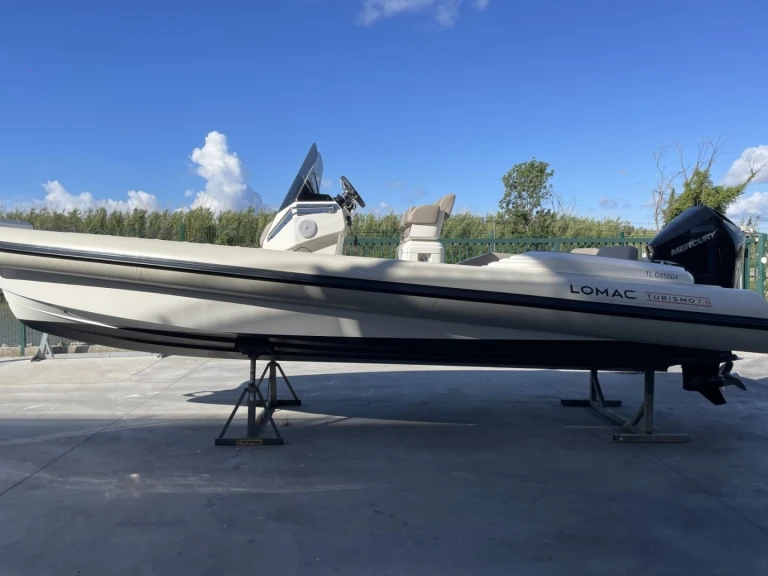 Schlauchboot mit oder ohne Skipper Lomac mieten in Hyères