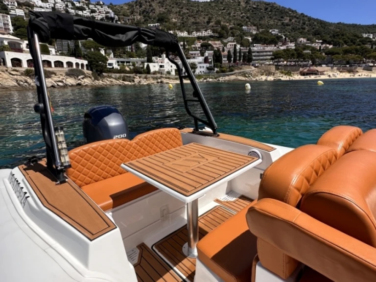 Schlauchboot mit oder ohne Skipper Tiger mieten in Empuriabrava