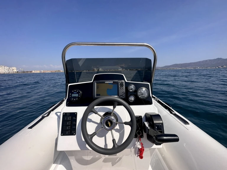 YachtCharter in Empuriabrava - Tiger Open 600 auf SamBoat