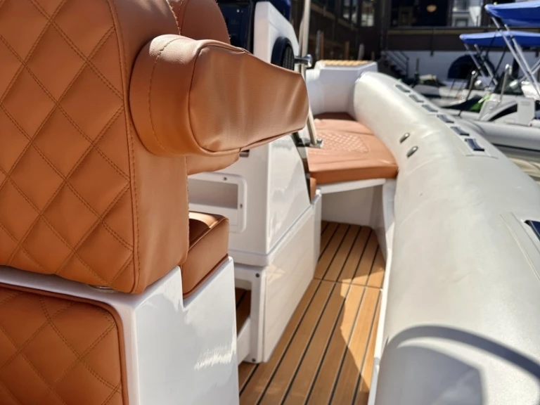 Schlauchboot mieten in Empuriabrava zum besten Preis