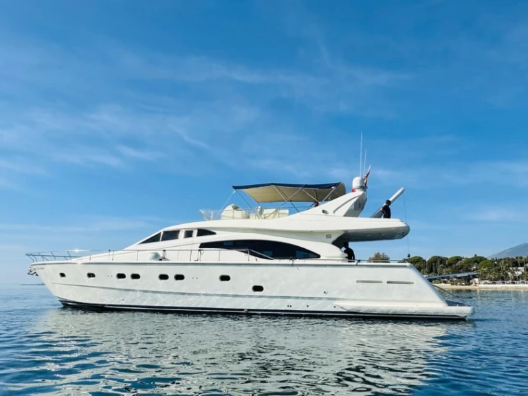 Yacht mit oder ohne Skipper Ferretti mieten in Ibiza Town
