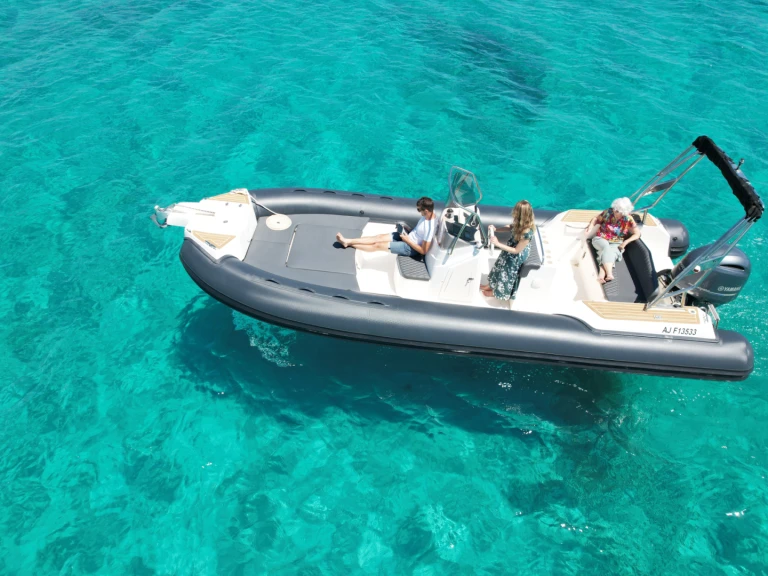 Schlauchboot mieten in Porto-Vecchio - Capelli Capelli 700