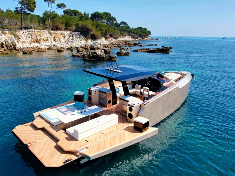 Alium 42 T Top mieten Cannes