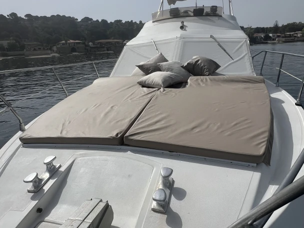 YachtCharter in Marzamemi - Azimut Azimut 37 Fly auf SamBoat