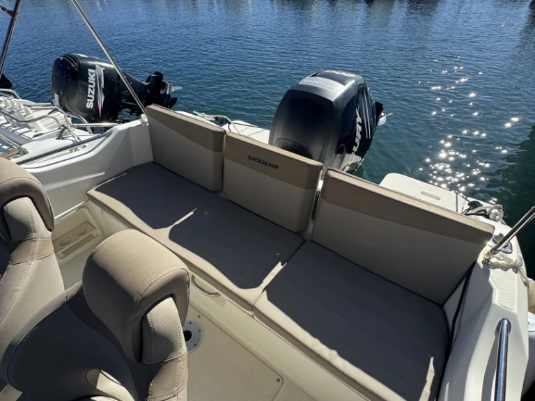 Ein Quicksilver Quicksilver 675 Open Activ mieten in Six-Fours-les-Plages