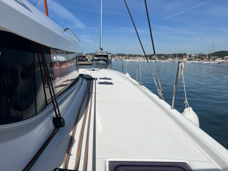YachtCharter in Saint-Mandrier-sur-Mer - Excess Excess 14 auf SamBoat