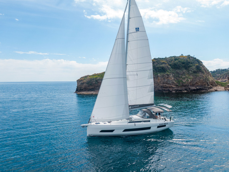 Ein Dufour Dufour 41 mieten in Piombino