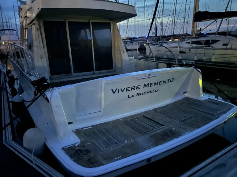 Motorboot mieten in La Rochelle - Guy Couach Guy Couach 1400 Fly