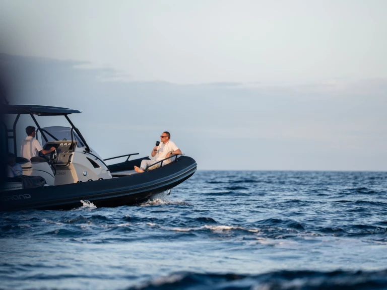 Schlauchboot mieten in Kalkara - Grand Boats Golden Line G850LF