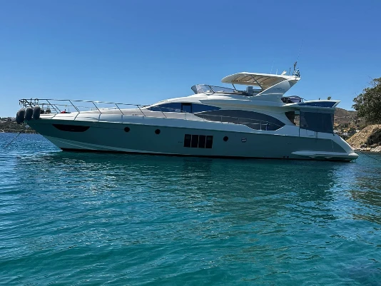 Vermietung Motorboot Azimut mit Führerschein