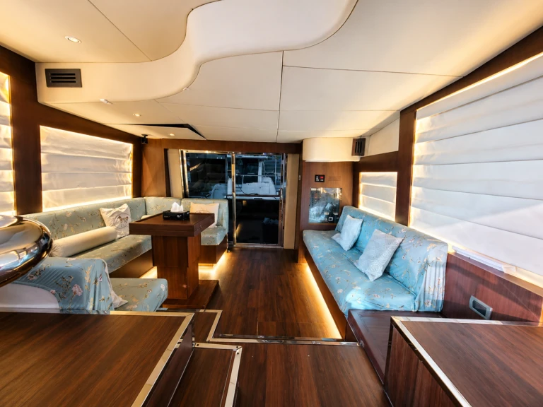 Motorboot mieten in Dubai Marina - Custom Made 50 MY