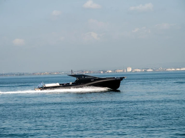Vermietung Schlauchboot Avax  mit Führerschein
