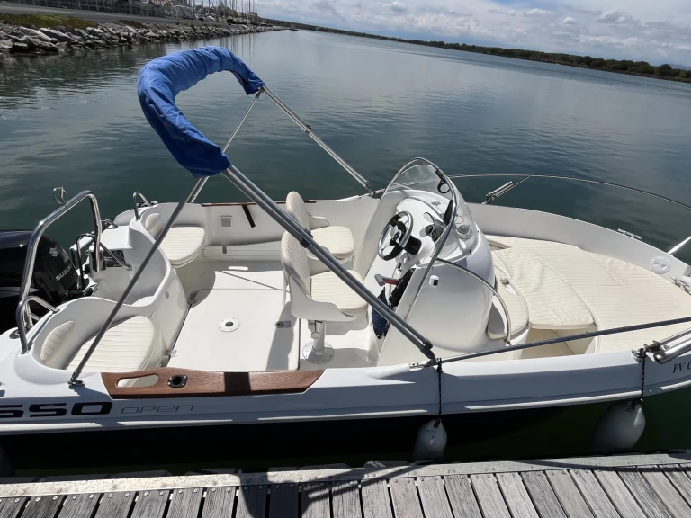 Motorboot mit oder ohne Skipper Bénéteau mieten in Port Leucate