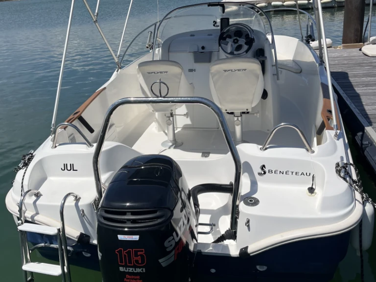 Bénéteau Flyer 550 Open mieten Port Leucate