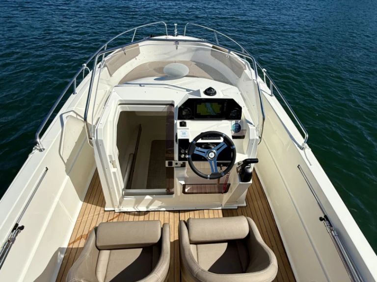 YachtCharter in Combrit - Pacific Craft Pacific Craft 670 Open auf SamBoat