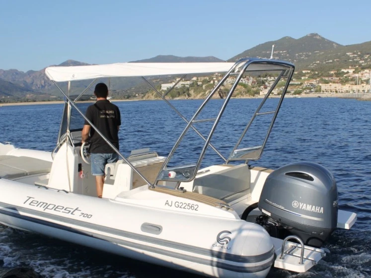 Schlauchboot mieten in Frankreich - Capelli Tempest 700 Sun