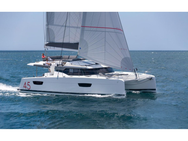 Ein Fountaine Pajot Elba 45 S mieten in Cogolin