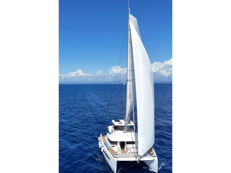 Katamaran mit oder ohne Skipper Bali mieten in Kaštel Gomilica