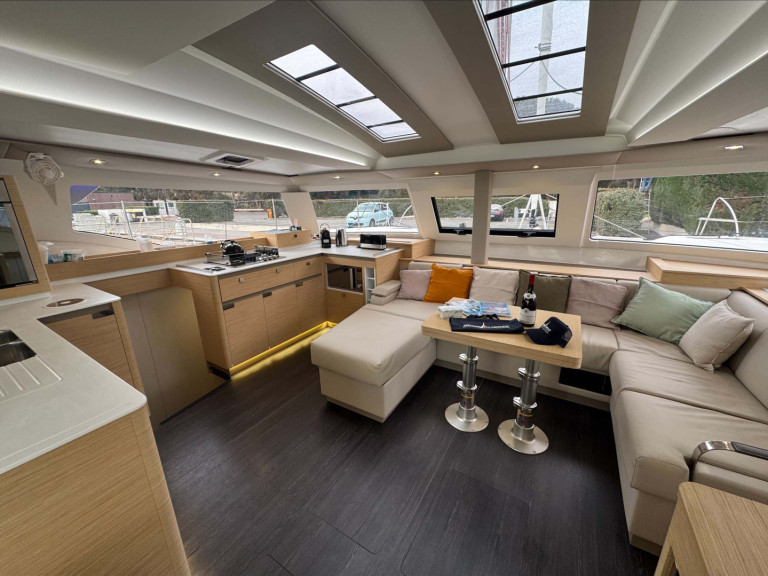 Bootsverleih Fountaine Pajot Elba 45 S Cogolin Samboat