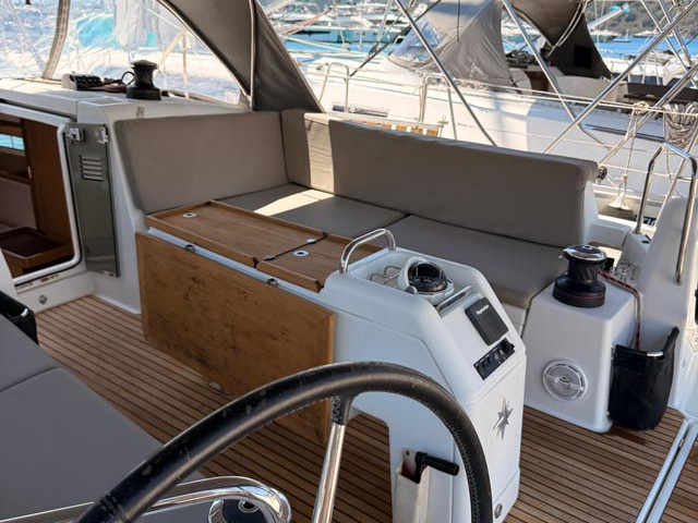 Vermietung Segelboot Jeanneau mit Führerschein