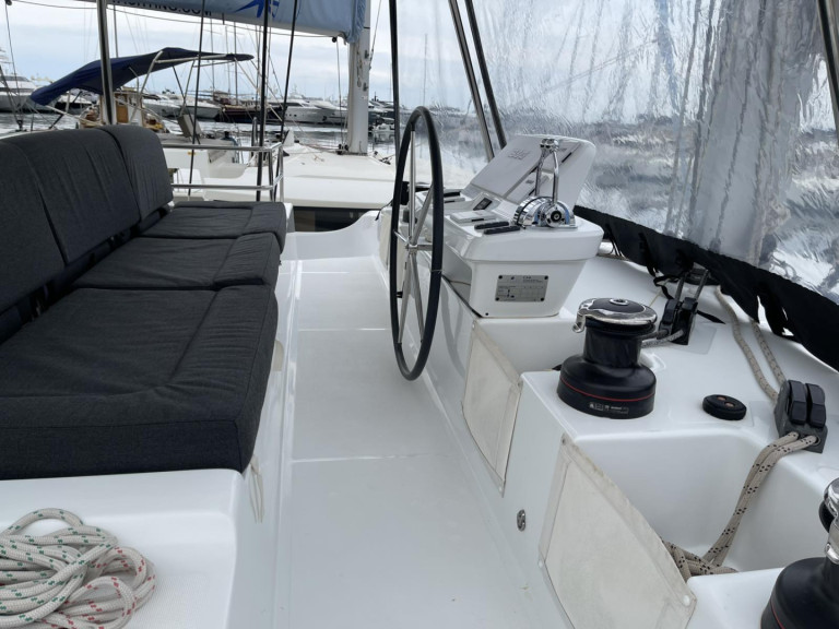 Boot mieten Álimos günstig Lagoon 50