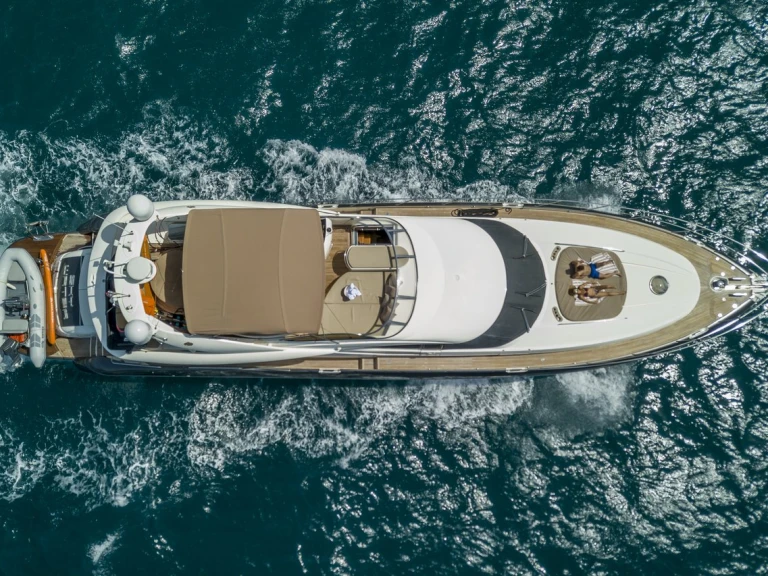 Vermietung Yacht Sunseeker mit Führerschein