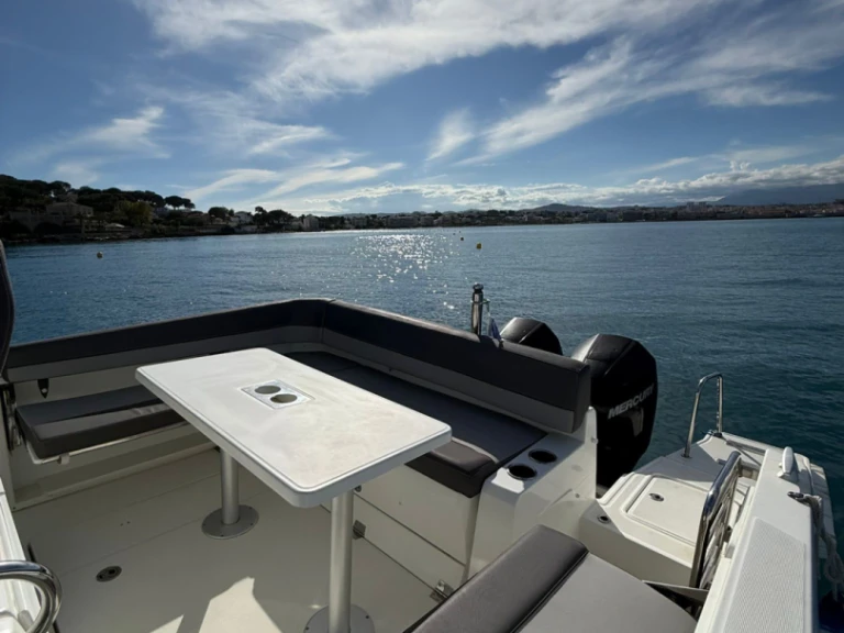 Motorboot mieten in Antibes zum besten Preis