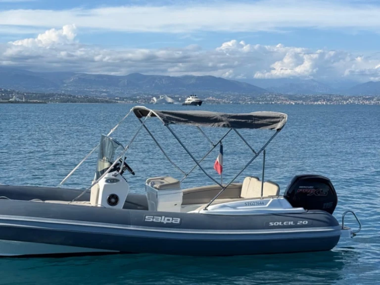 Vermietung Schlauchboot Salpa mit Führerschein