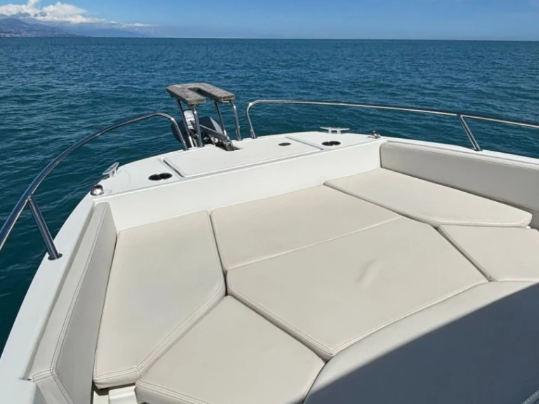 Boot mieten Antibes günstig Flyer 7 SPACEdeck