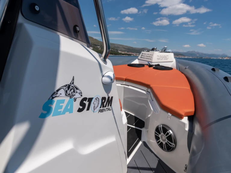 Schlauchboot mieten in Trogir zum besten Preis