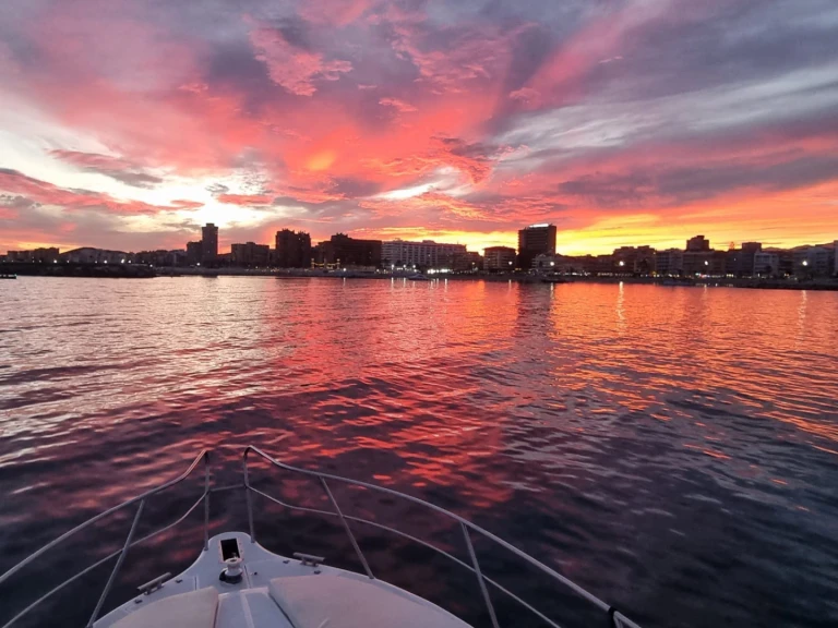 Yacht mieten in Fuengirola - ASTINOR Astinor 34 Cruiser