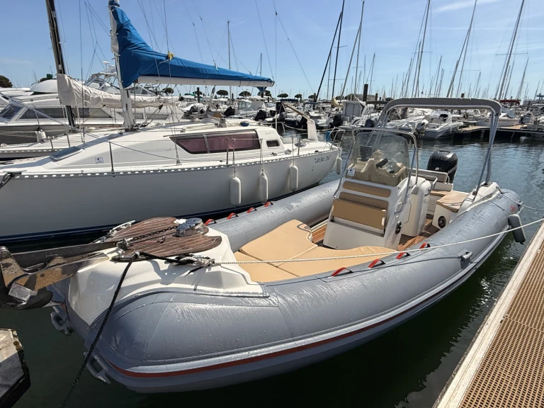 Vermietung Schlauchboot Nuova Jolly mit Führerschein