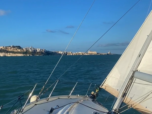 Segelboot mit oder ohne Skipper Bénéteau mieten in Vieste